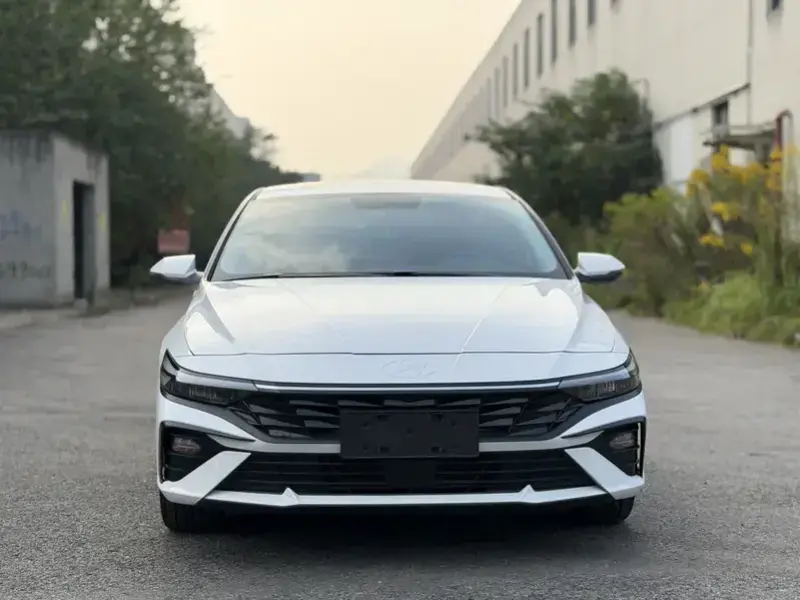 2026 Hyundai Elantra Plug-in Hybrid с пробегом 1 100 км
