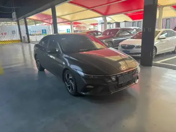 2023 Hyundai Elantra Plug-in Hybrid с пробегом 42 000 км
