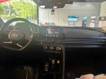2023 Hyundai Elantra Plug-in Hybrid с пробегом 42 000 км