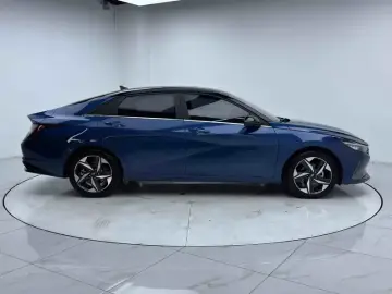 2022 Hyundai Elantra Plug-in Hybrid с пробегом 36 100 км