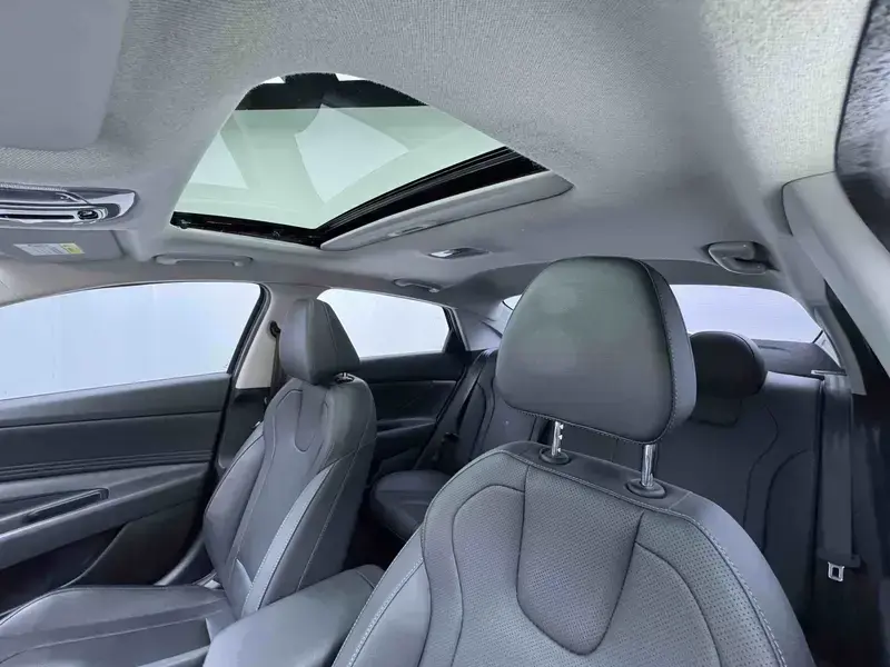 2022 Hyundai Elantra Plug-in Hybrid с пробегом 36 100 км