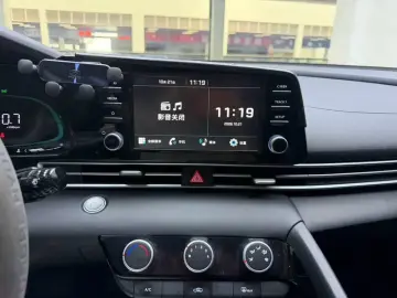 2023 Hyundai Elantra Plug-in Hybrid с пробегом 33 000 км