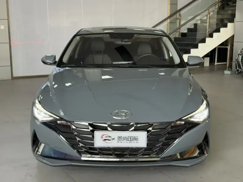 2022 Hyundai Elantra Plug-in Hybrid с пробегом 21 000 км