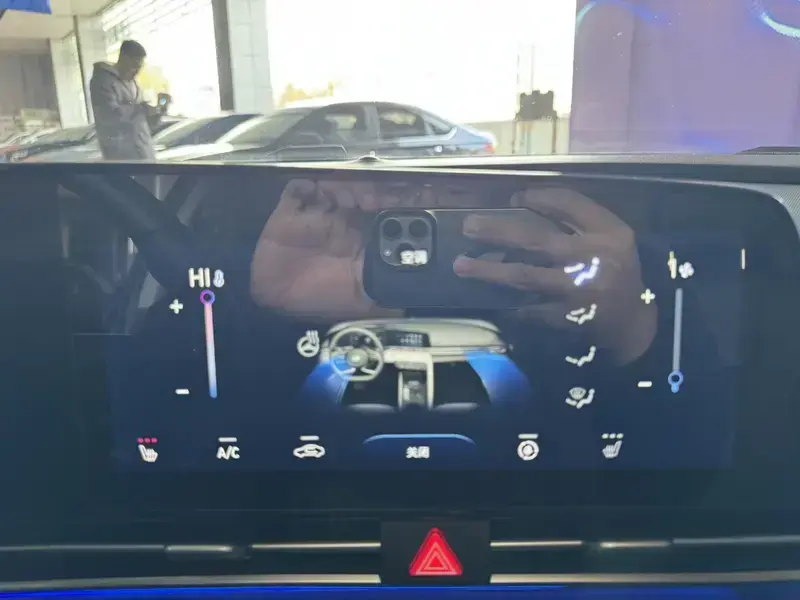 2022 Hyundai Elantra Plug-in Hybrid с пробегом 21 000 км