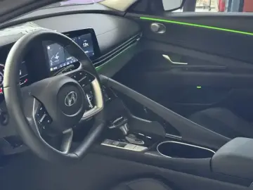 2022 Hyundai Elantra Plug-in Hybrid с пробегом 21 000 км