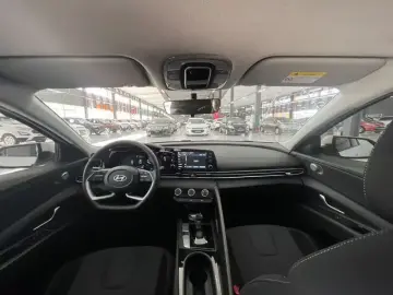 2023 Hyundai Elantra Plug-in Hybrid с пробегом 11 200 км