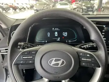 2023 Hyundai Elantra Plug-in Hybrid с пробегом 11 200 км
