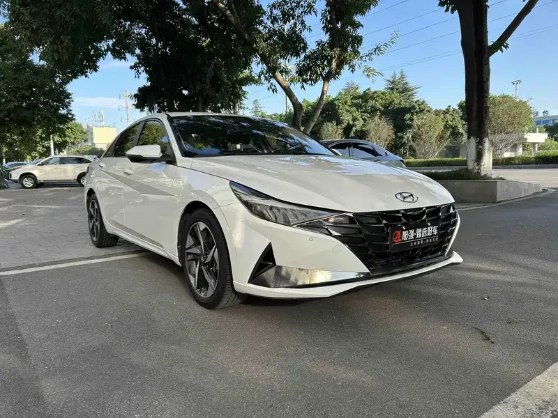 2022 Hyundai Elantra Plug-in Hybrid с пробегом 54 500 км