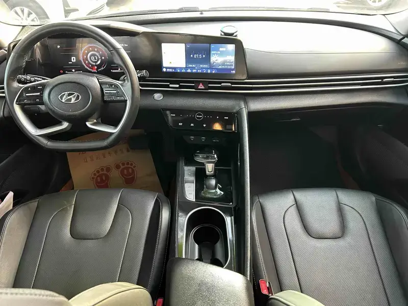 2022 Hyundai Elantra Plug-in Hybrid с пробегом 54 500 км
