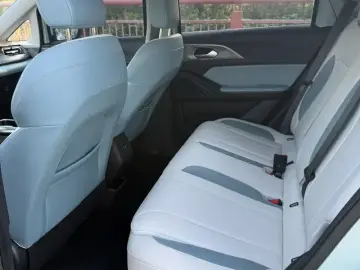 2023 Geely E Firefly с пробегом 60 000 км