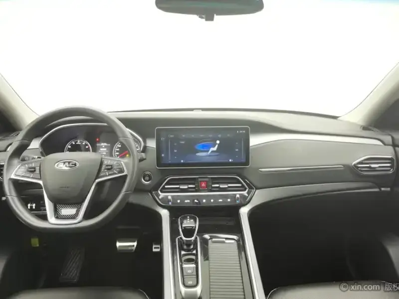 2020 JAC Jiyue X7 с пробегом 25 500 км