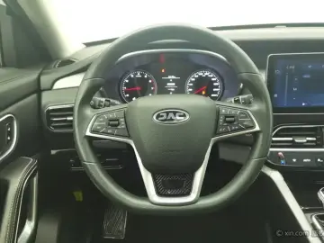 2020 JAC Jiyue X7 с пробегом 25 500 км