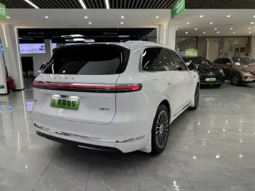 2026 Aito AITO M7 с пробегом 22 000 км