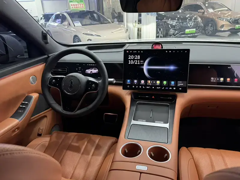 2026 Aito AITO M7 с пробегом 22 000 км
