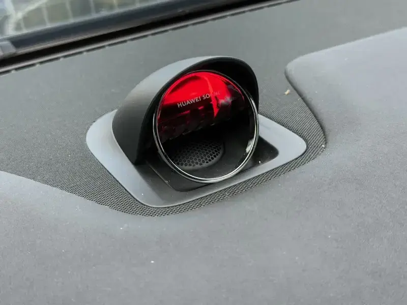 2024 Aito AITO M7 с пробегом 31 000 км