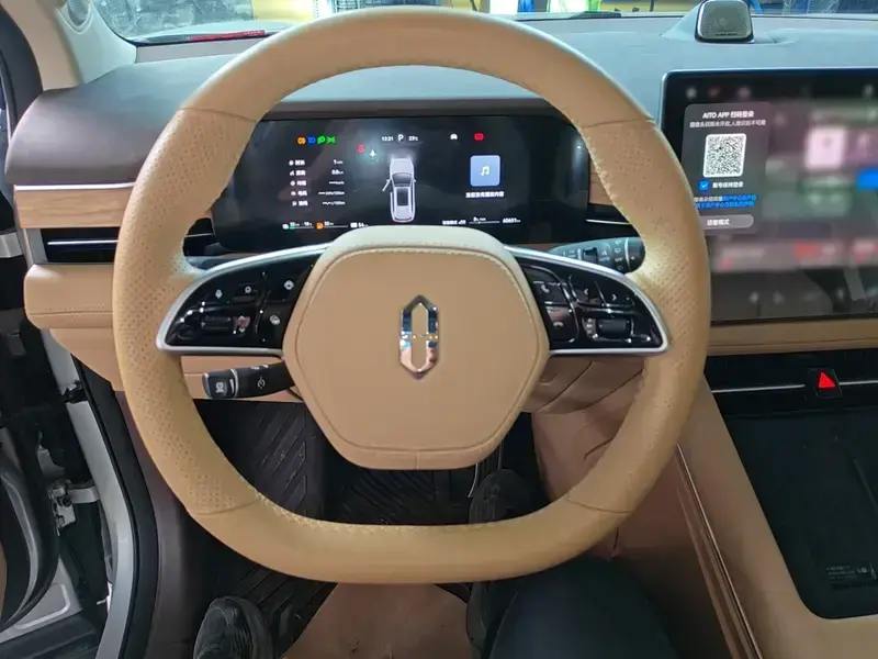 2024 Aito AITO M7 с пробегом 60 700 км