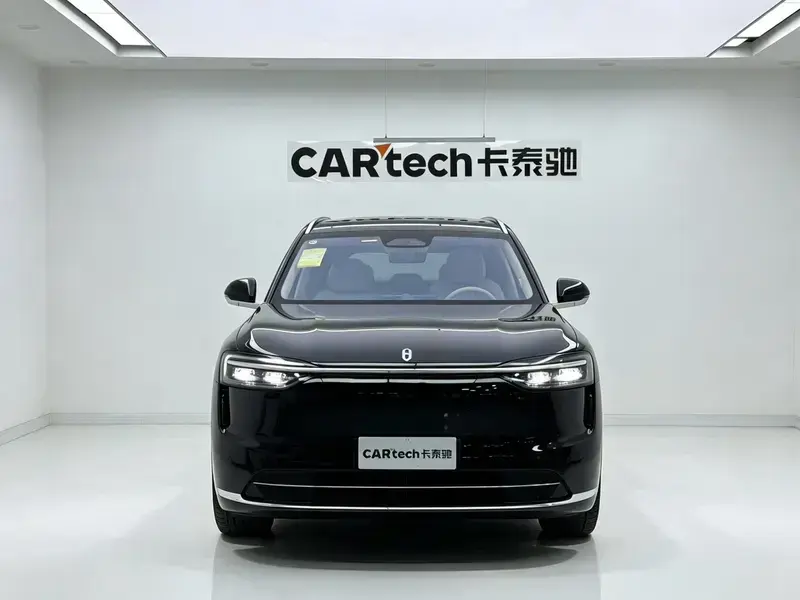 2026 Aito AITO M7 с пробегом 100 км