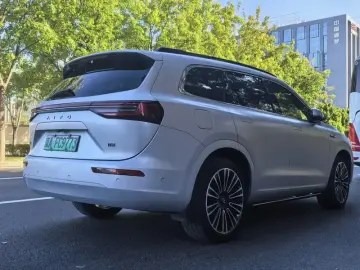 2024 Aito AITO M7 с пробегом 62 000 км