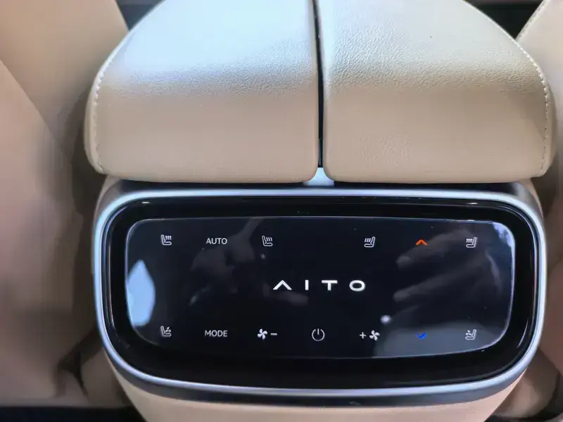2024 Aito AITO M7 с пробегом 62 000 км