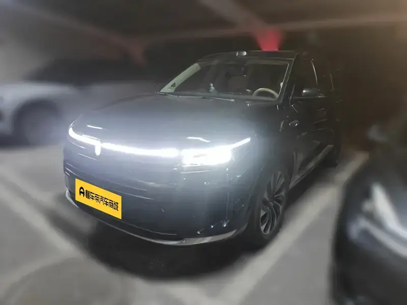 2024 Aito AITO M7 с пробегом 53 000 км
