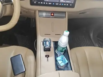 2024 Aito AITO M7 с пробегом 53 000 км