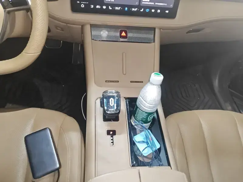 2024 Aito AITO M7 с пробегом 53 000 км
