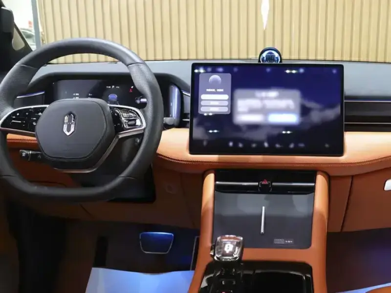 2024 Aito AITO M7 с пробегом 29 200 км