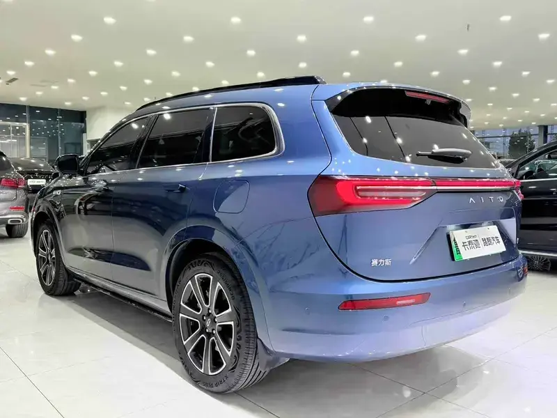 2024 Aito AITO M7 с пробегом 57 000 км