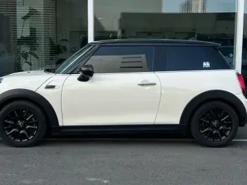 2021 Mini Electric MINI COOPER с пробегом 48 000 км