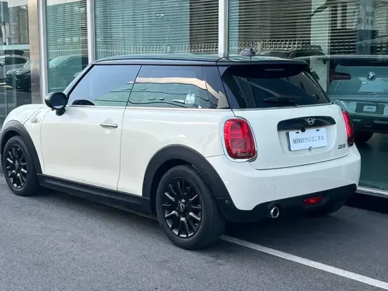 2021 Mini Electric MINI COOPER с пробегом 48 000 км
