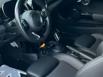 2021 Mini Electric MINI COOPER с пробегом 48 000 км