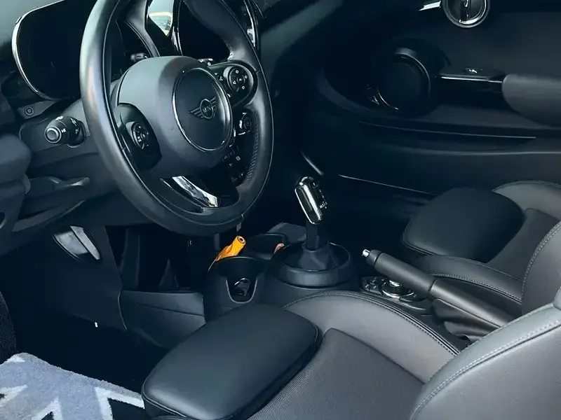 2021 Mini Electric MINI COOPER с пробегом 48 000 км