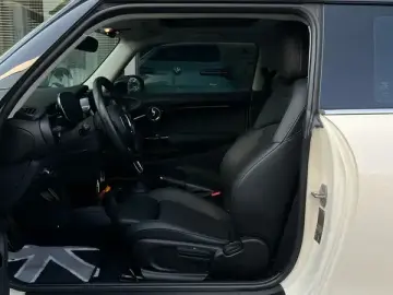 2021 Mini Electric MINI COOPER с пробегом 48 000 км