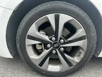 2019 Hyundai Fista EV с пробегом 98 000 км