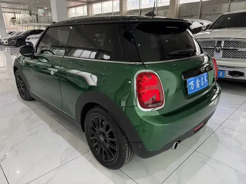 2021 Mini New Energy (Imported) с пробегом 20 000 км