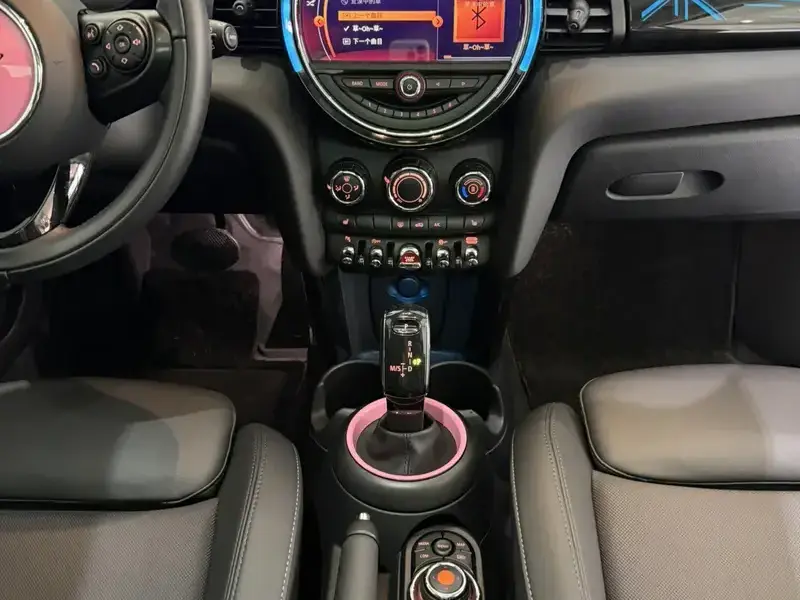 2021 Mini New Energy (Imported) с пробегом 20 000 км