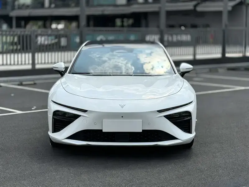 2023 Hozon Nezha S с пробегом 65 000 км