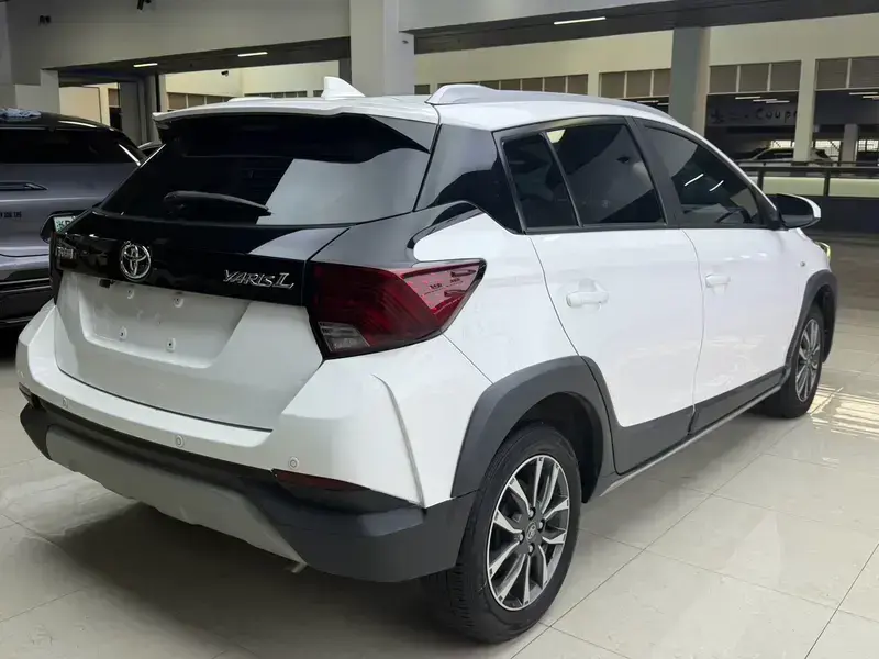 2022 Toyota Zelos с пробегом 37 000 км