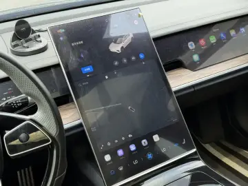 2023 Hozon Nezha S с пробегом 65 000 км