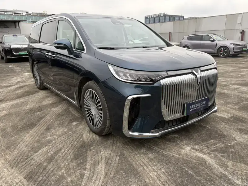 2025 Voyah Dreamer с пробегом 9 200 км