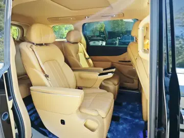 2025 Voyah Dreamer с пробегом 26 000 км