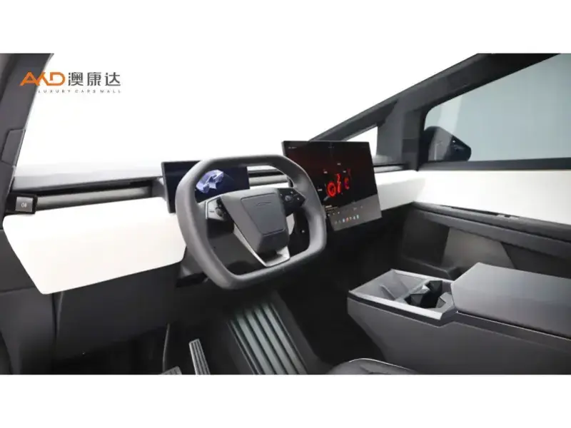 2024 Tesla Cyber Off-Road Traveler с пробегом 11 700 км
