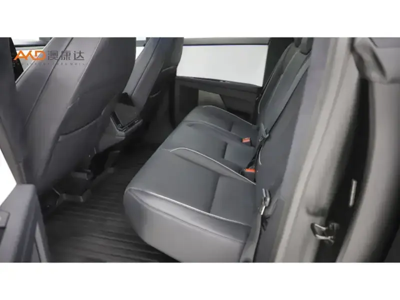 2024 Tesla Cyber Off-Road Traveler с пробегом 11 700 км