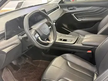 2023 Nissan DaV DD-i с пробегом 53 000 км