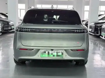 2025 Voyah FE с пробегом 9 300 км