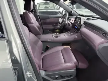 2025 Voyah FE с пробегом 9 300 км