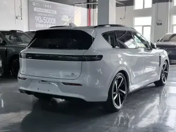 2025 Voyah FE с пробегом 4 400 км