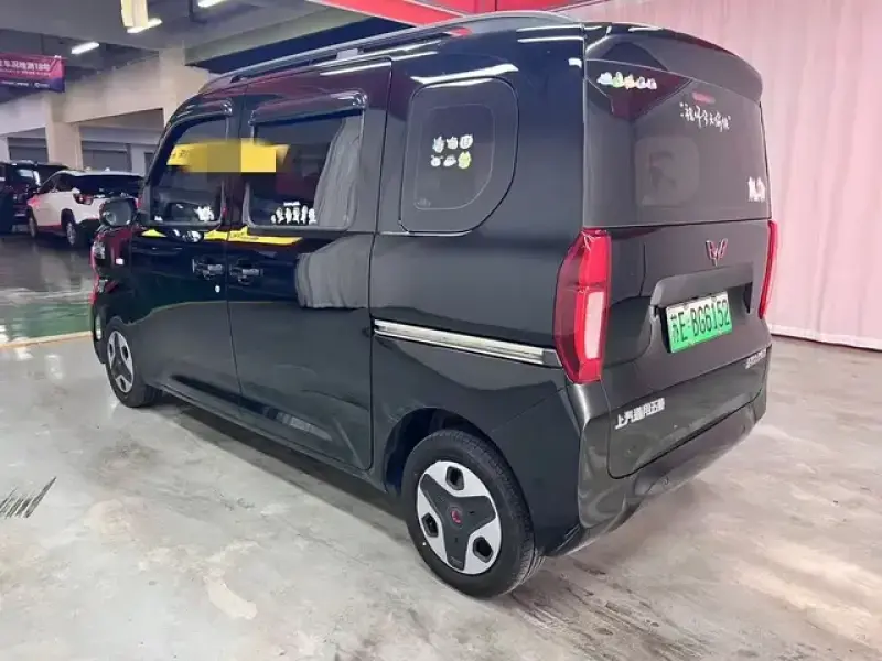 2025 Wuling Wuling Zhiguang NEV с пробегом 20 000 км