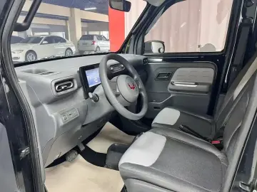 2025 Wuling Wuling Zhiguang NEV с пробегом 20 000 км