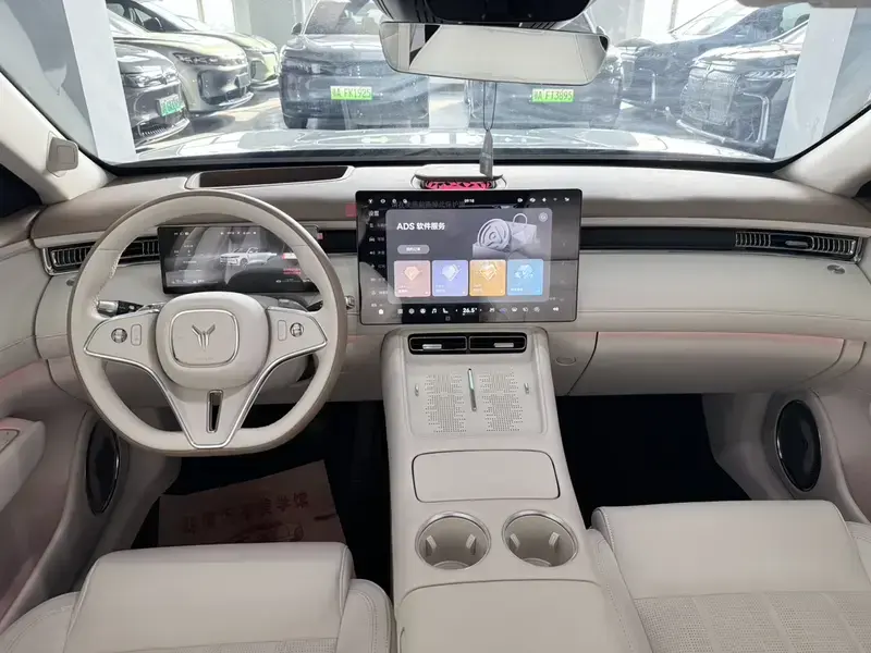 2025 Voyah FE с пробегом 4 400 км